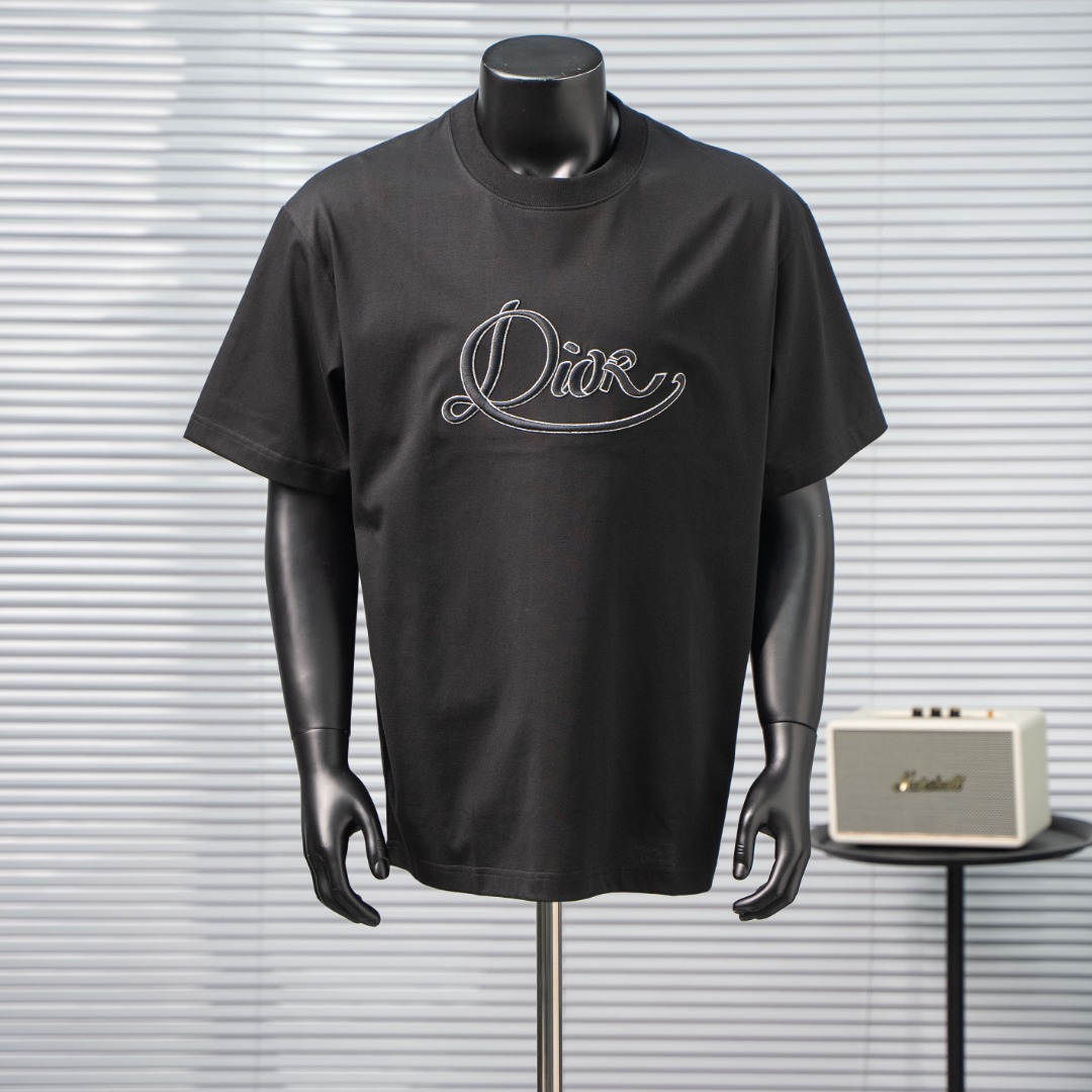 short sleeves