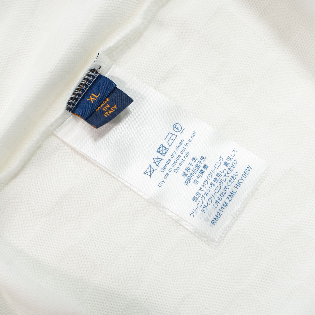 short sleeves