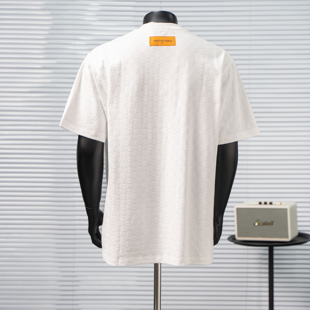 short sleeves