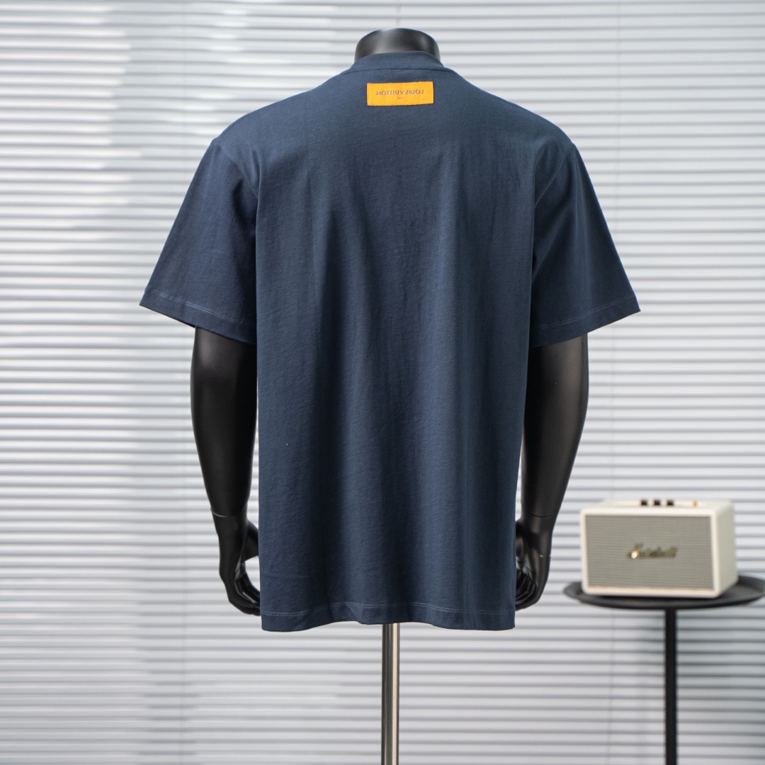 short sleeves
