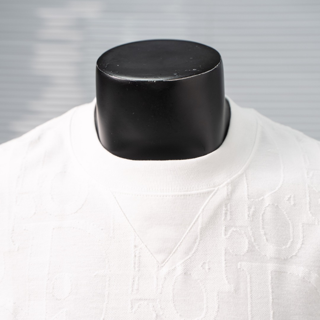 short sleeves