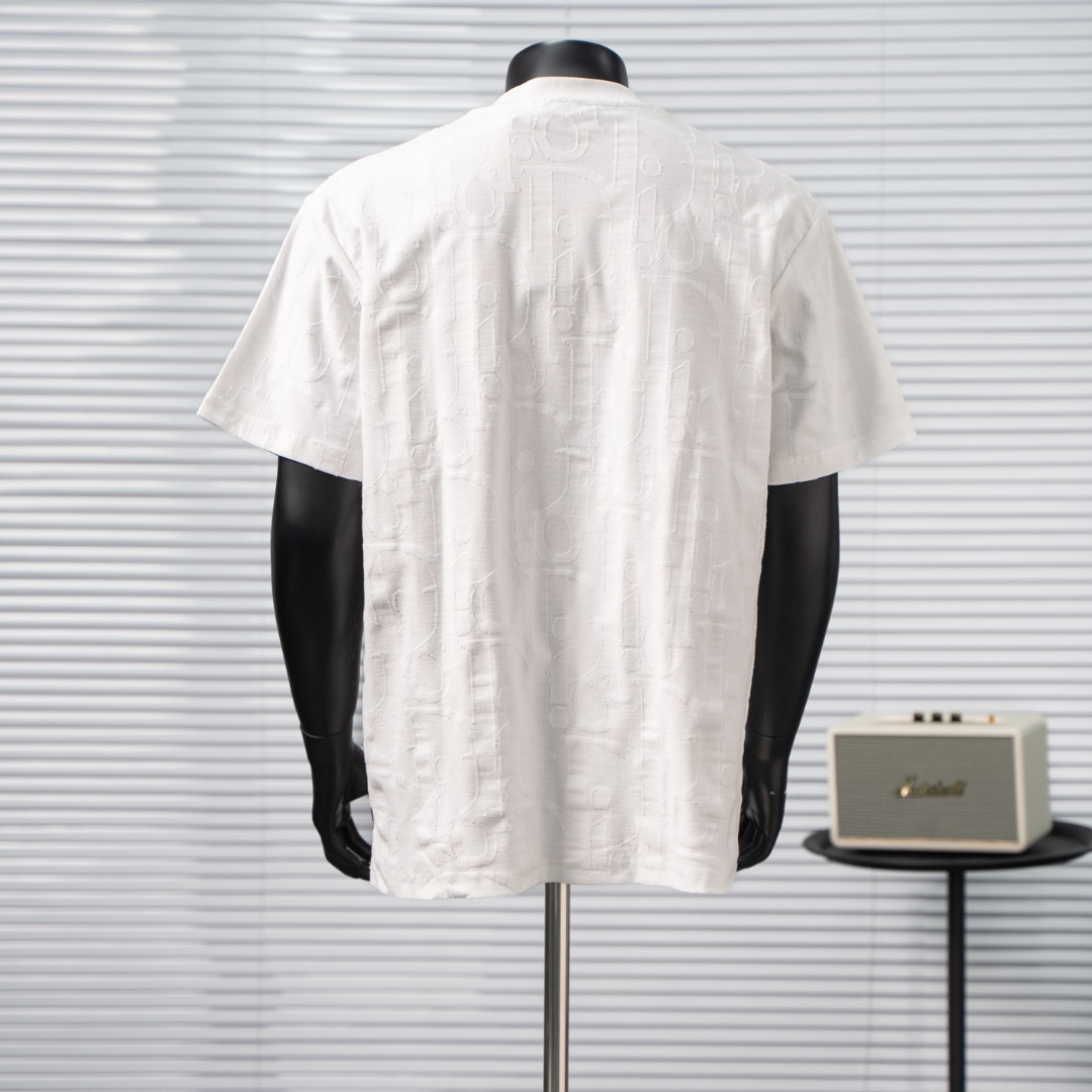 short sleeves