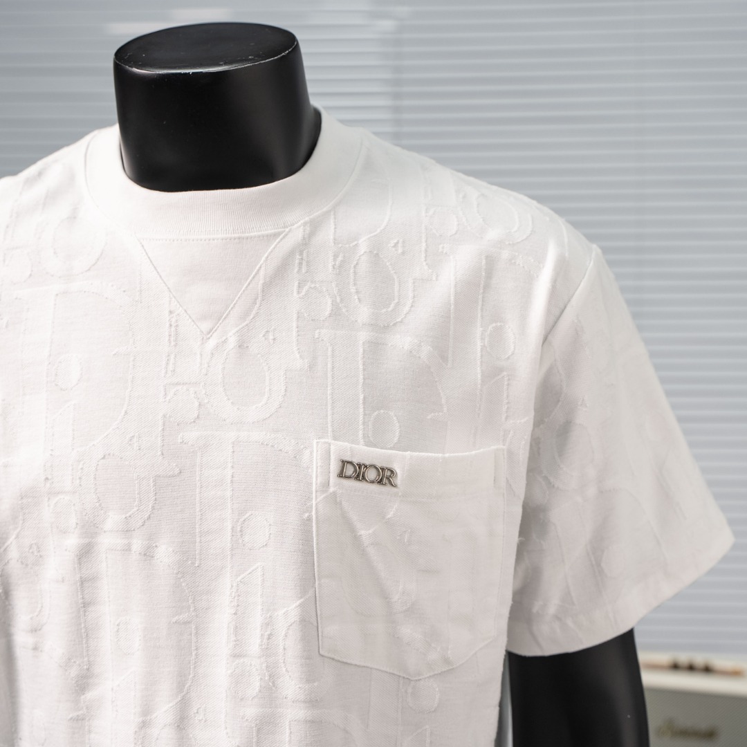 short sleeves
