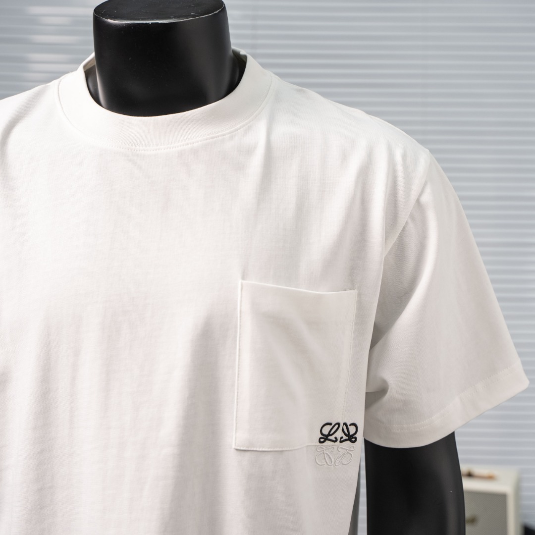 short sleeves