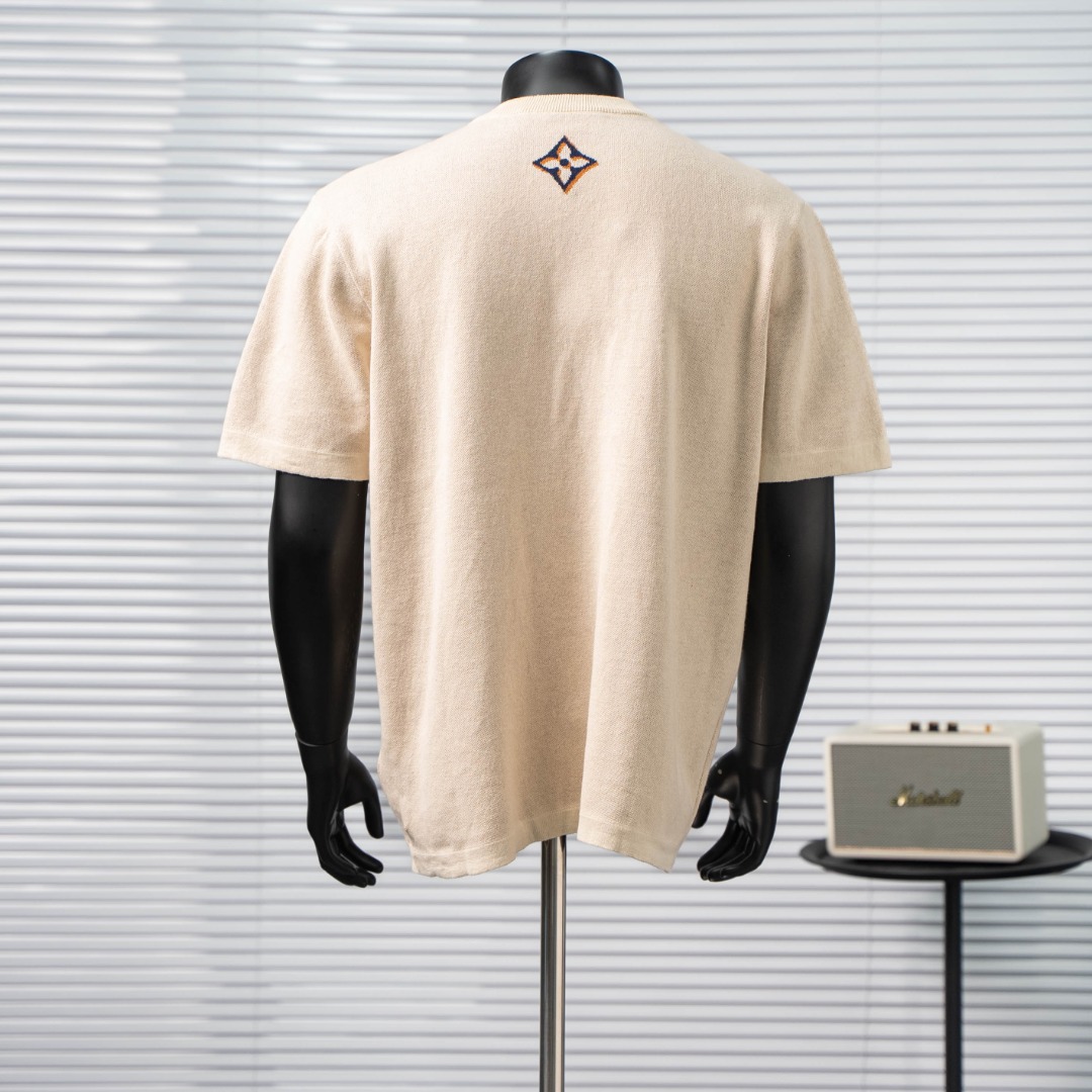 short sleeves