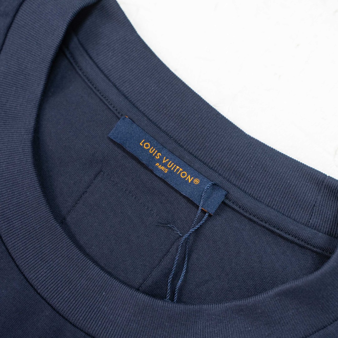 short sleeves