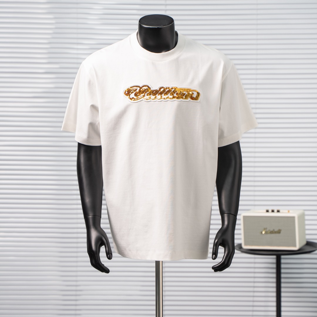 short sleeves