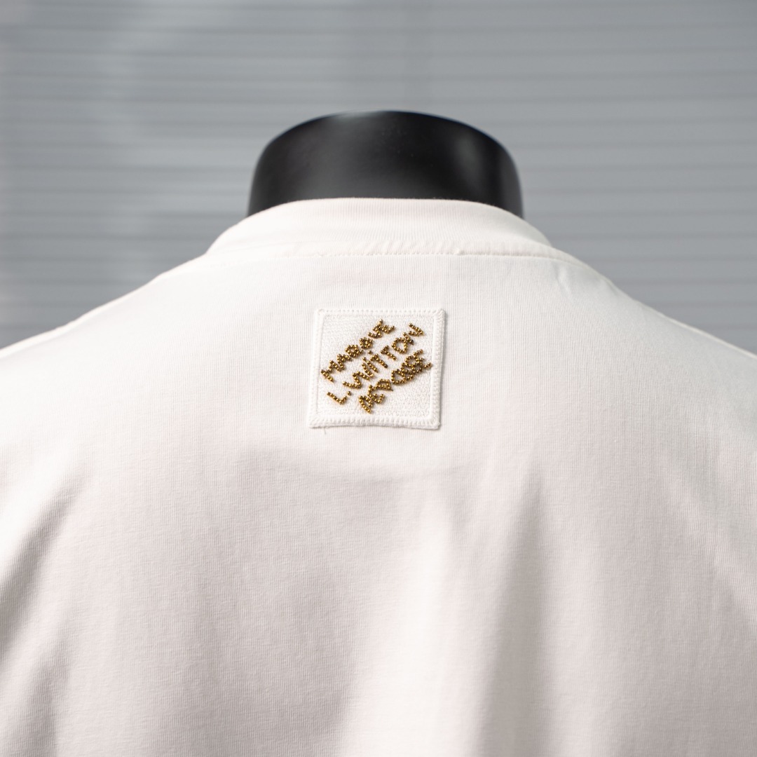 short sleeves