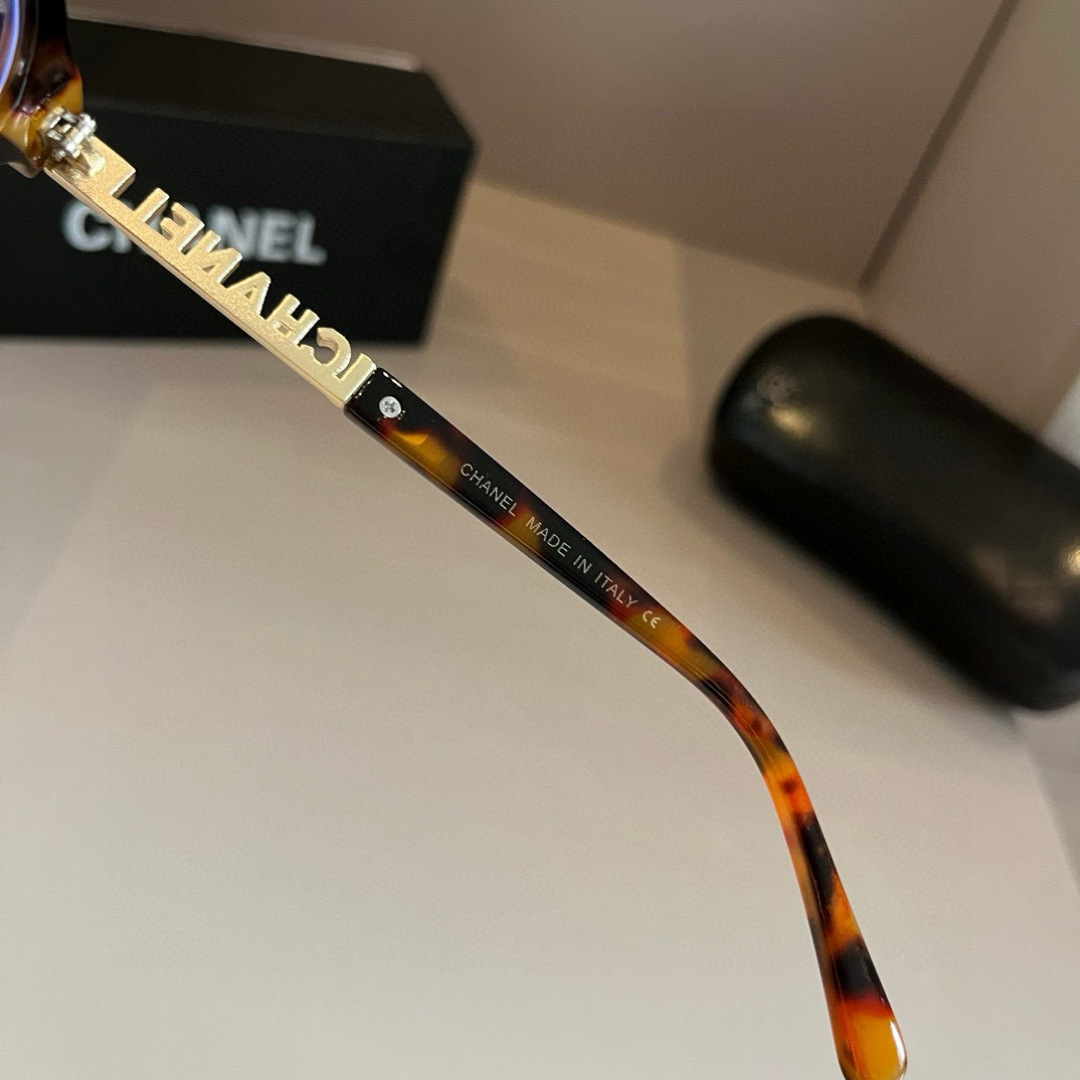 Chanel sunglasses