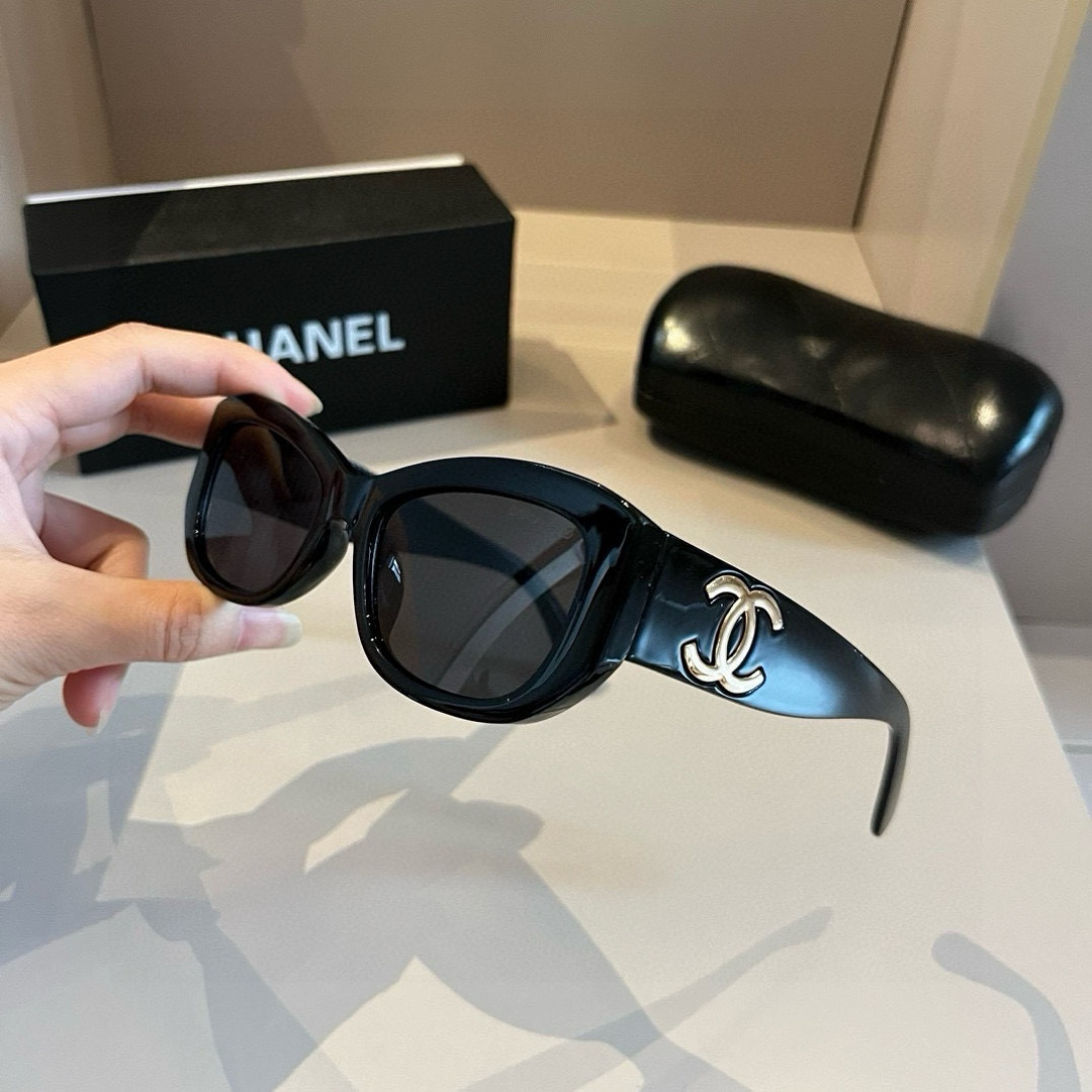 Chanel sunglasses