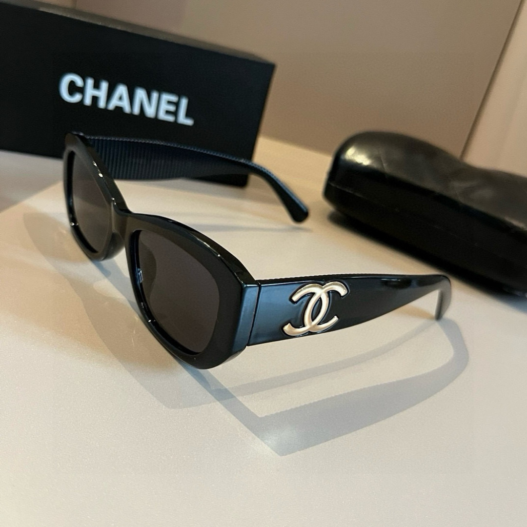 Chanel sunglasses