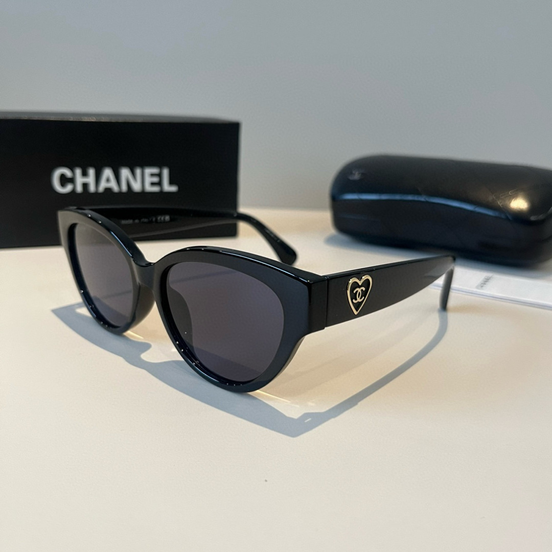 Chanel sunglasses