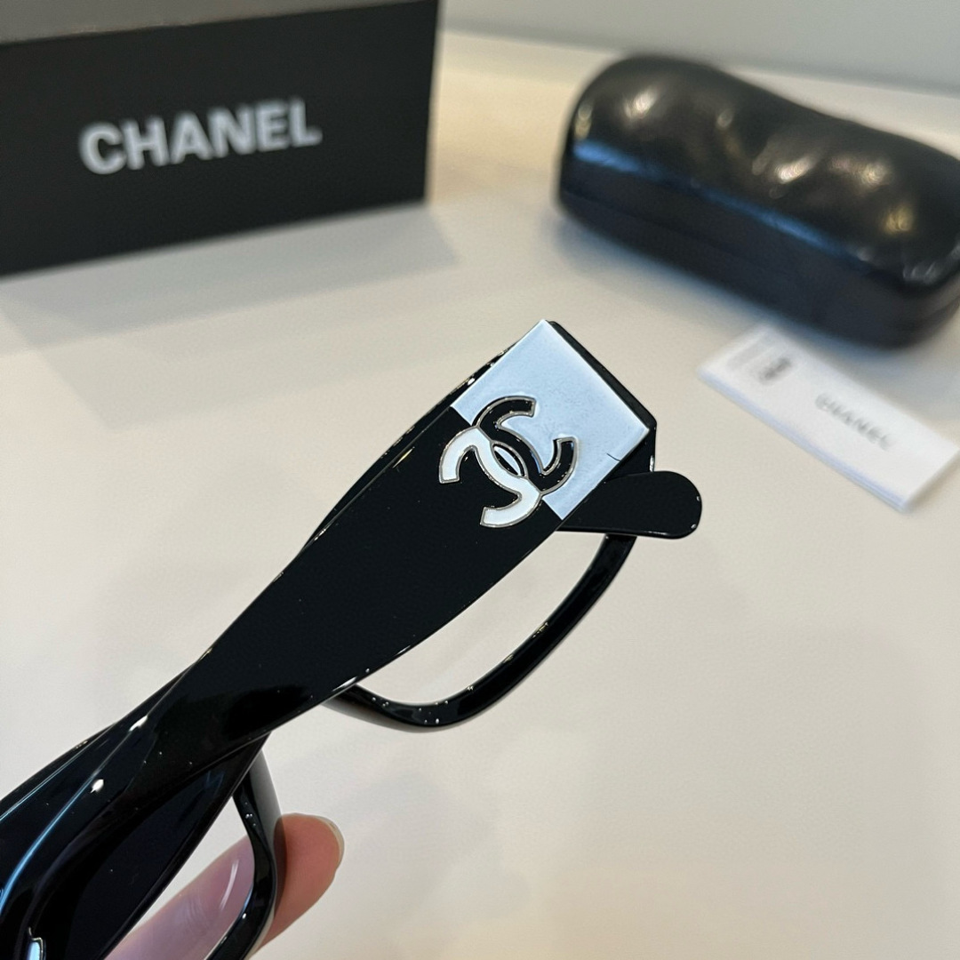 Chanel sunglasses