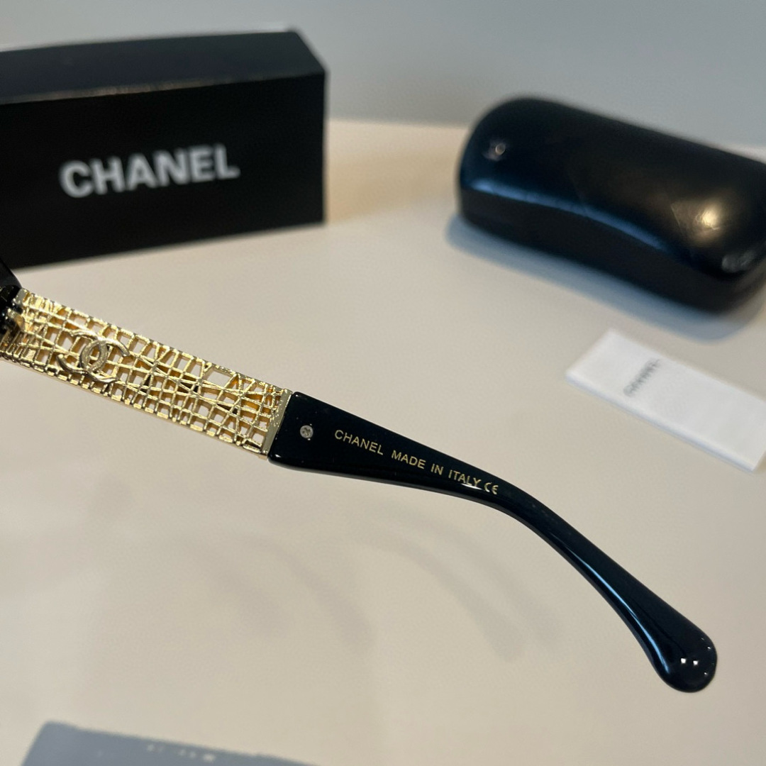 Chanel sunglasses