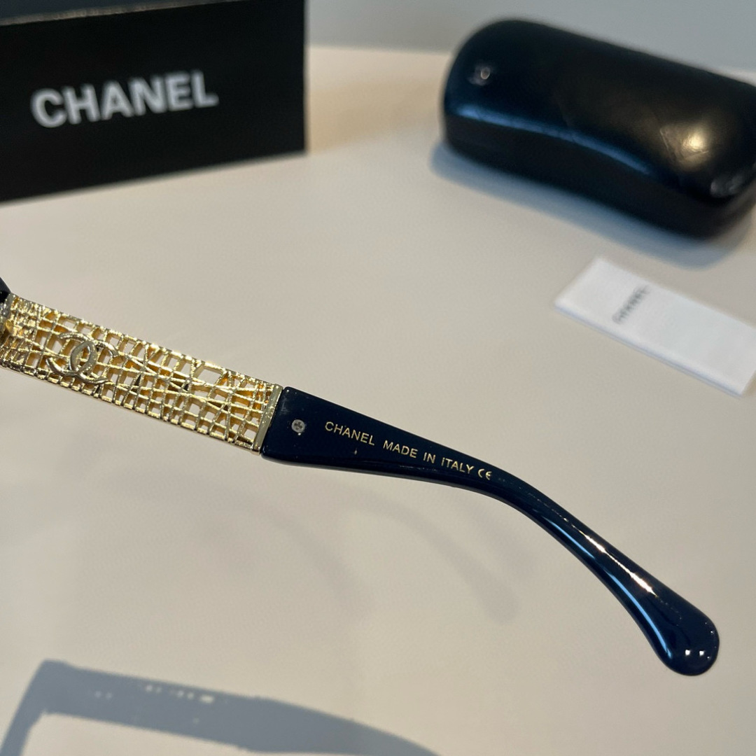 Chanel sunglasses