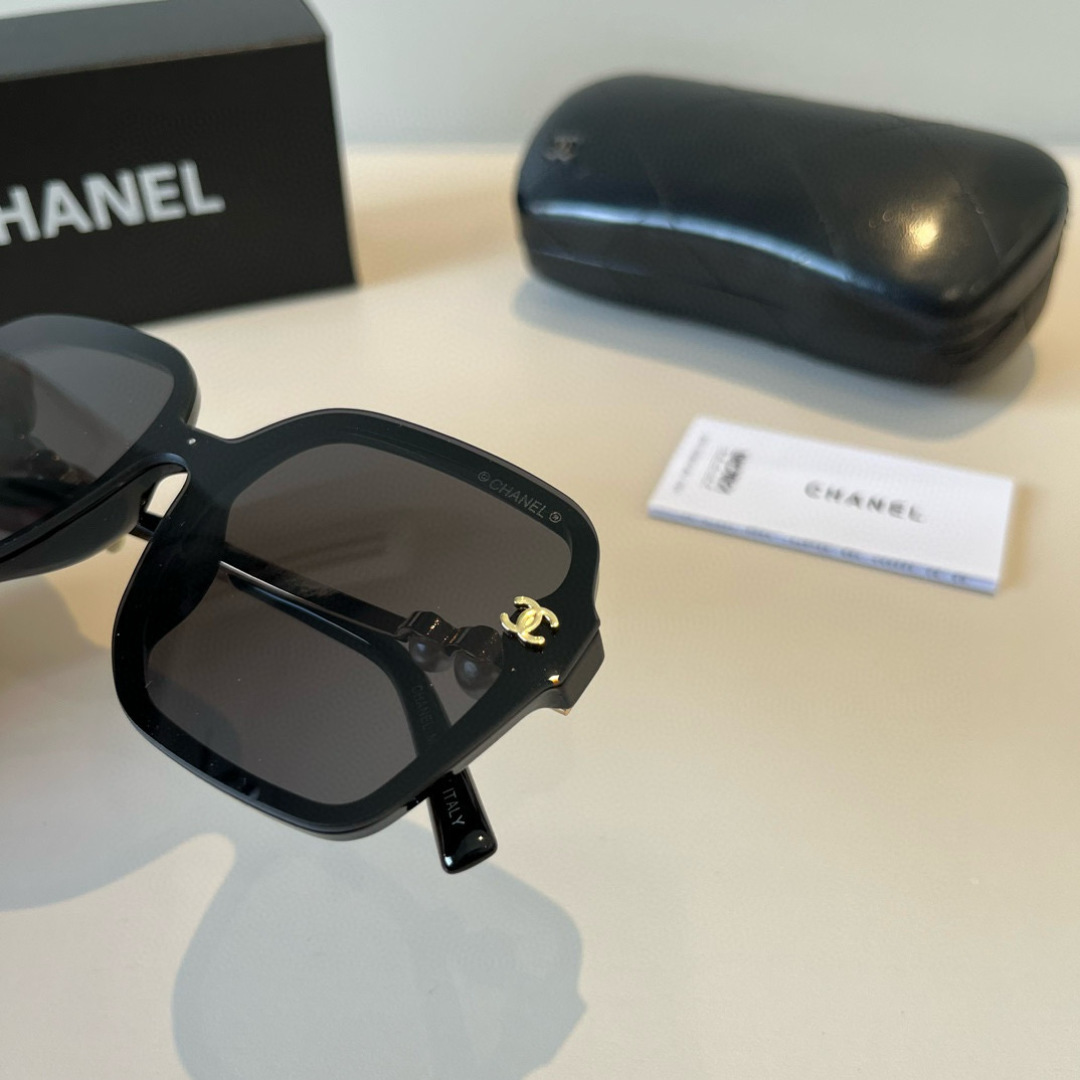 Chanel sunglasses