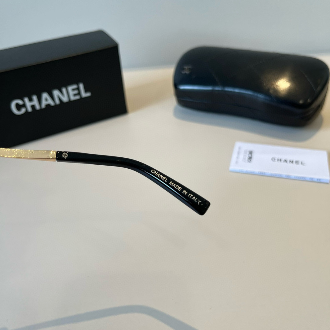 Chanel sunglasses