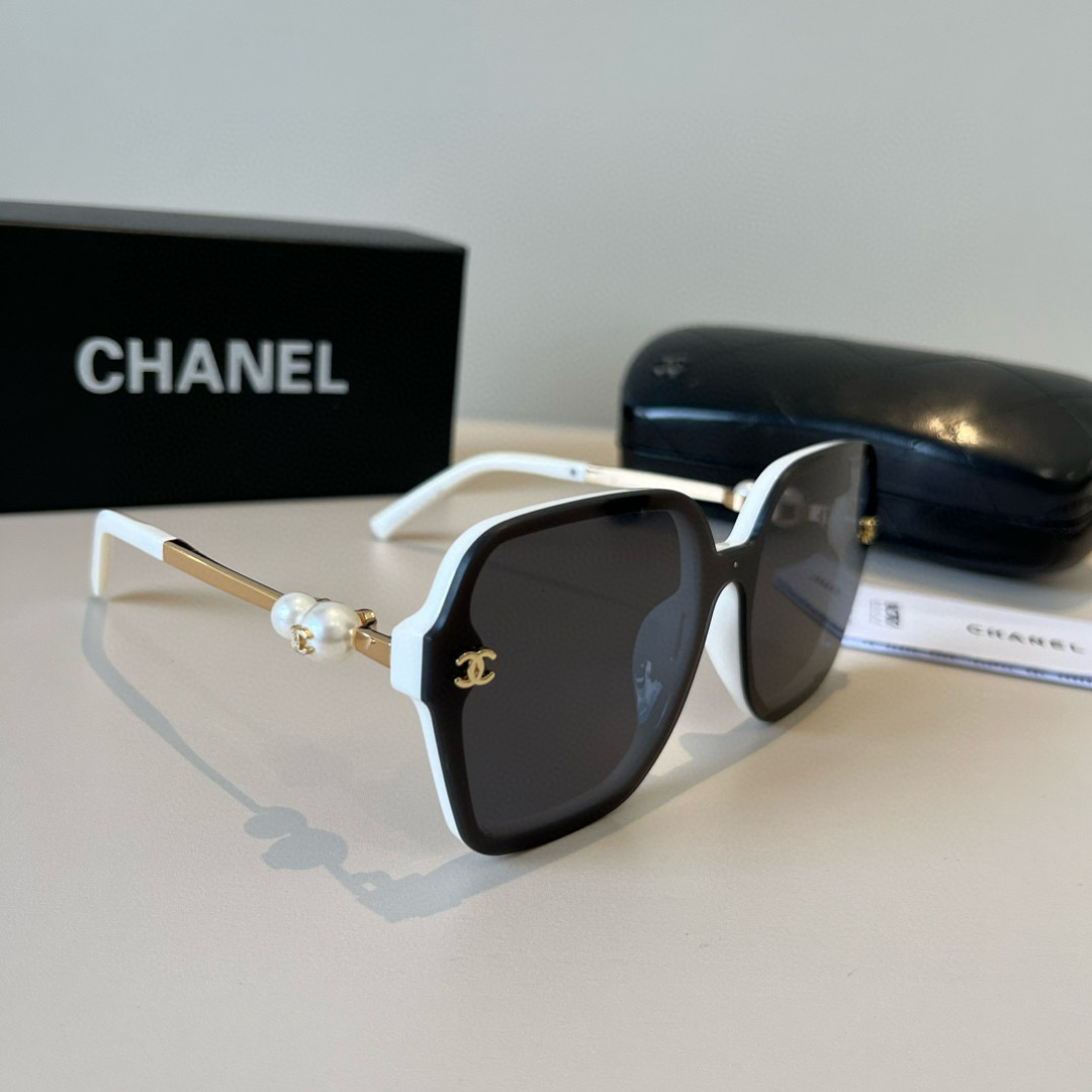 Chanel sunglasses
