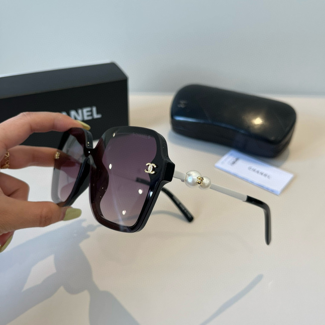 Chanel sunglasses