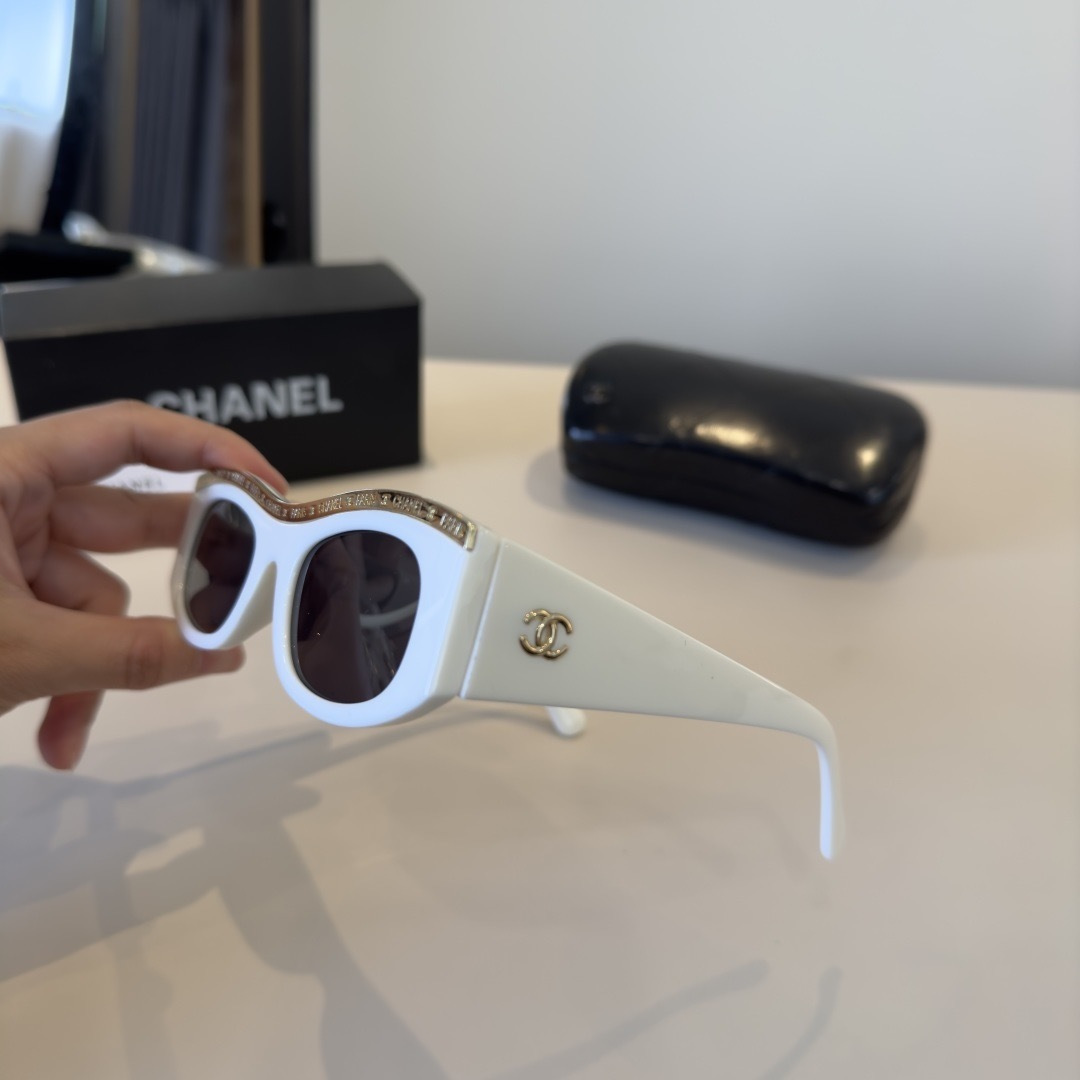Chanel sunglasses