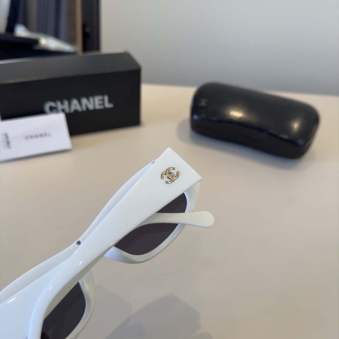 Chanel sunglasses