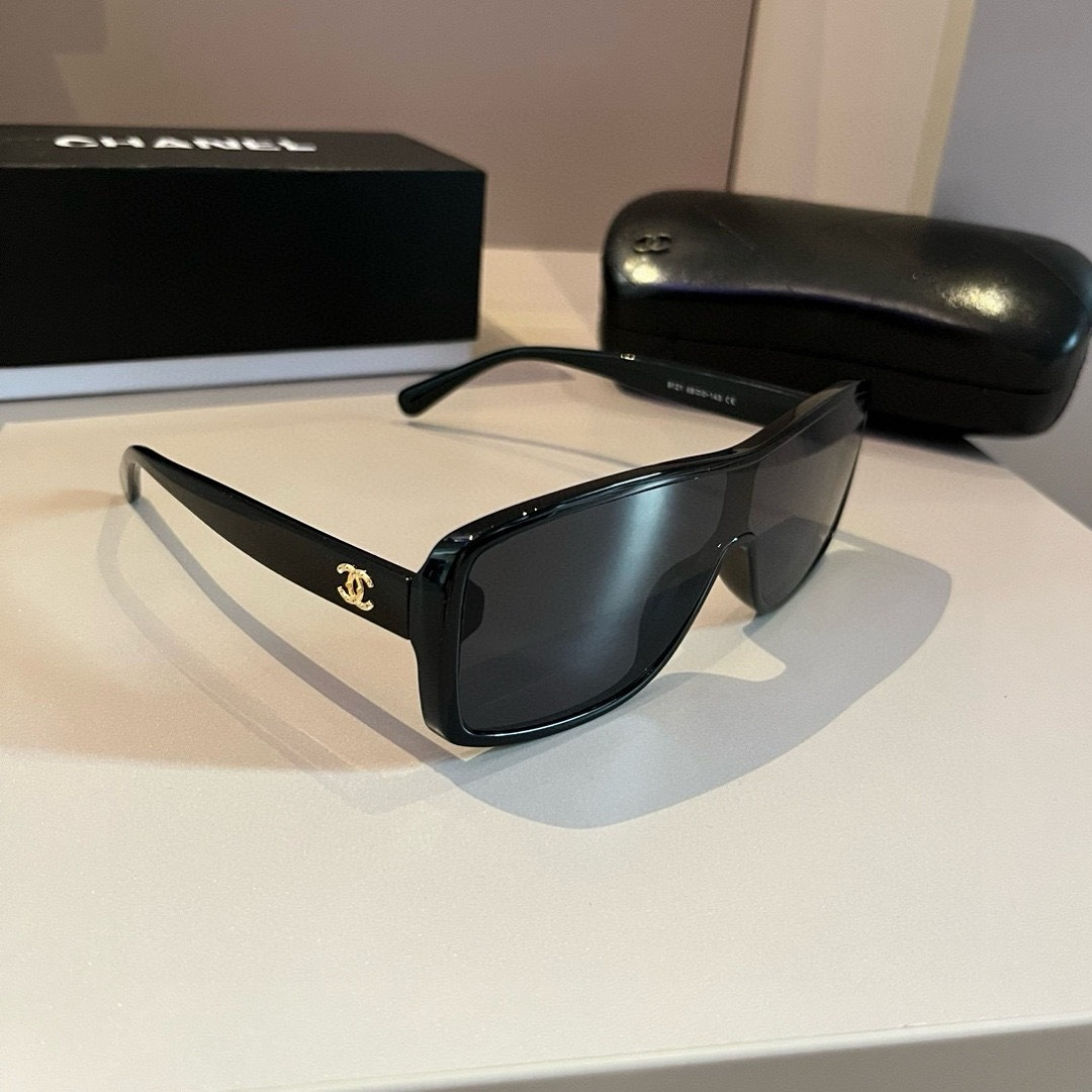 Chanel sunglasses