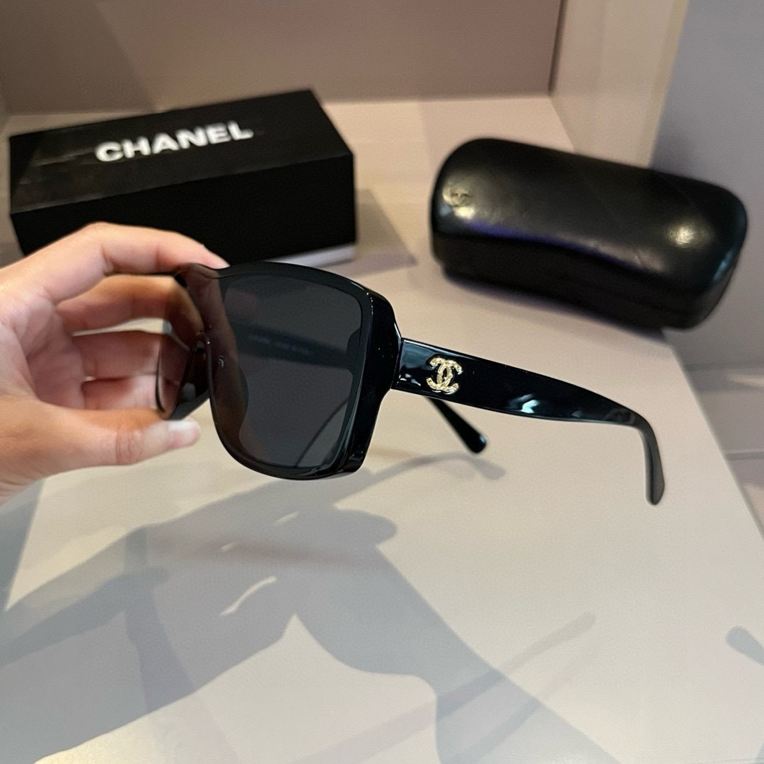 Chanel sunglasses