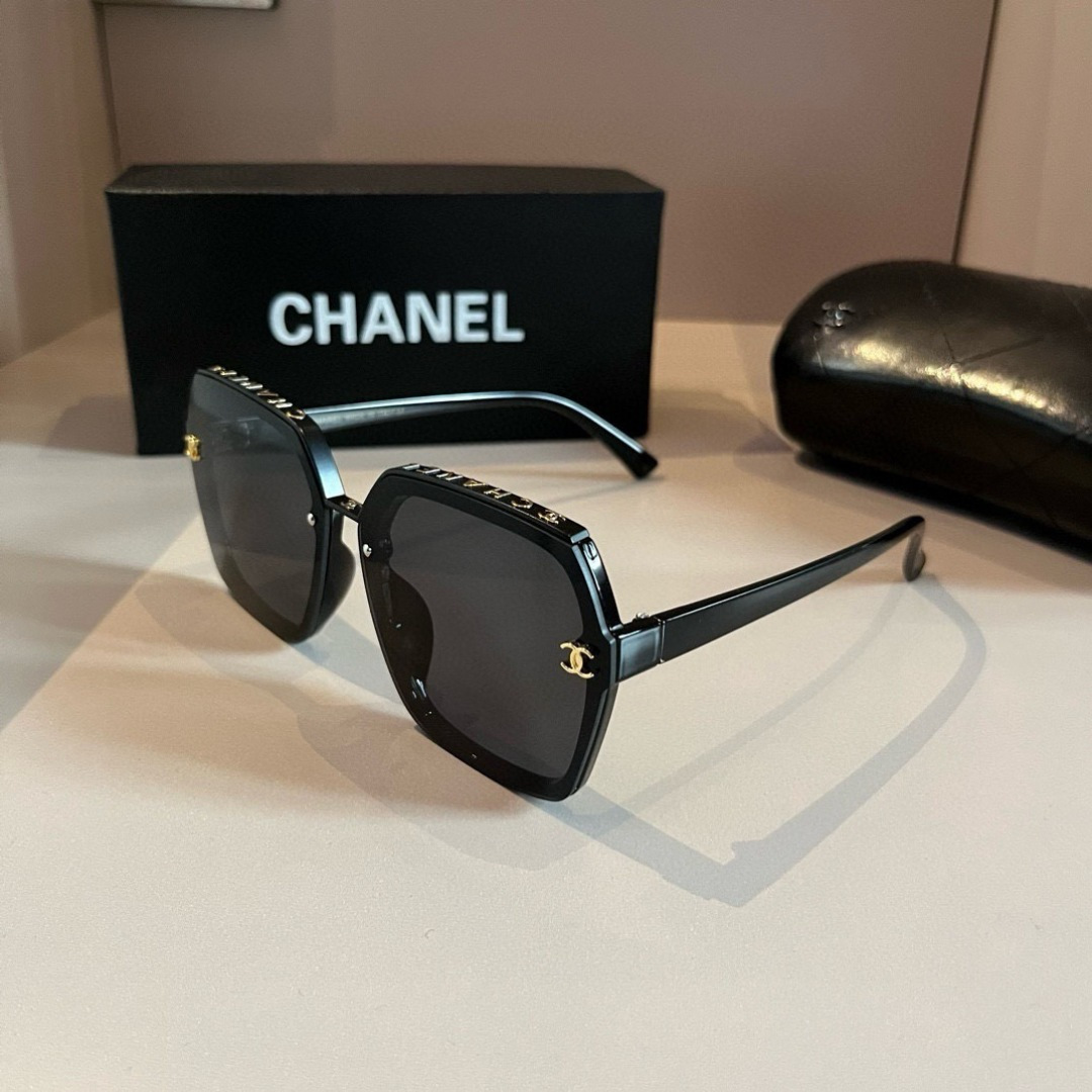 Chanel sunglasses