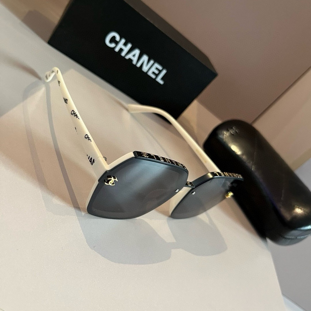 Chanel sunglasses