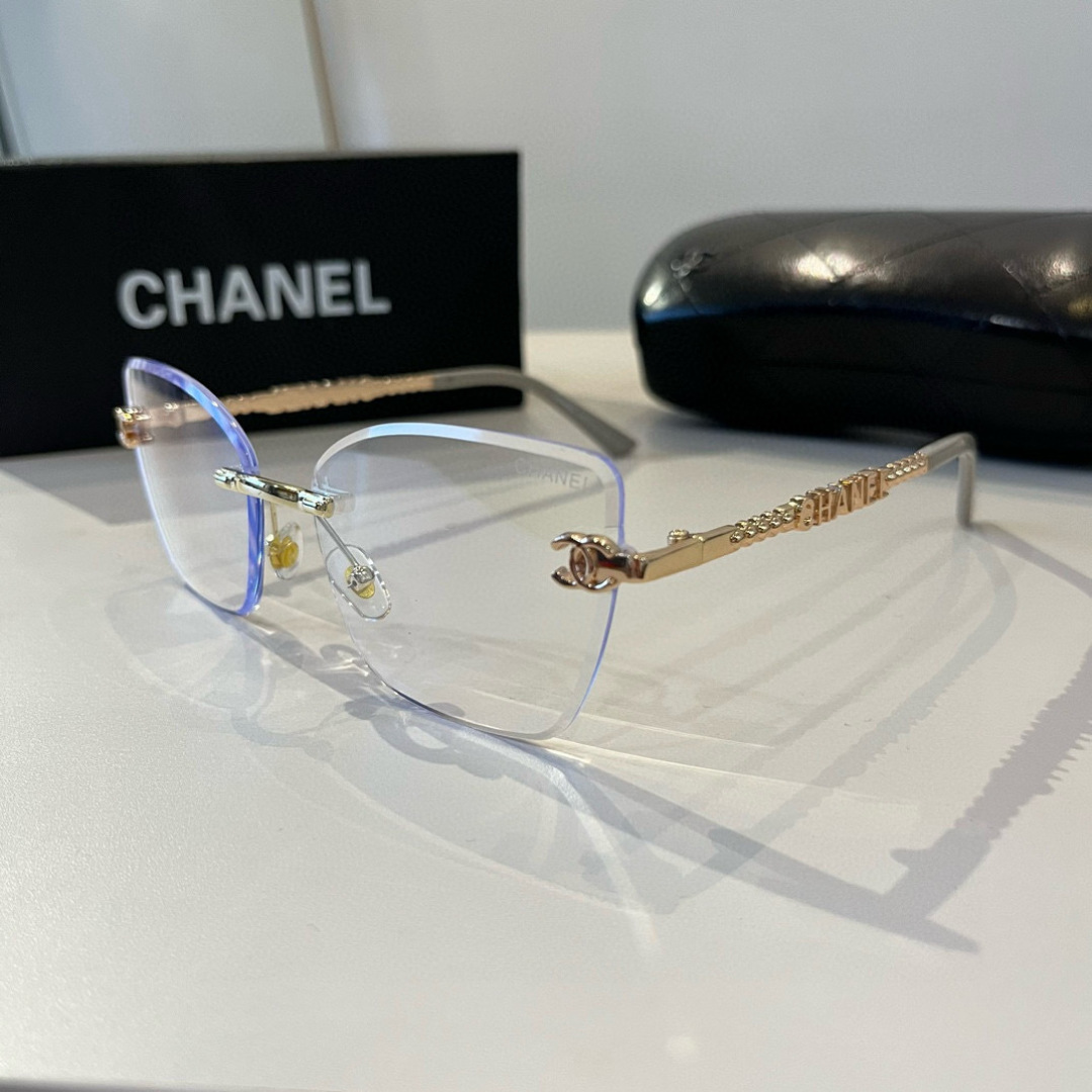 Chanel sunglasses