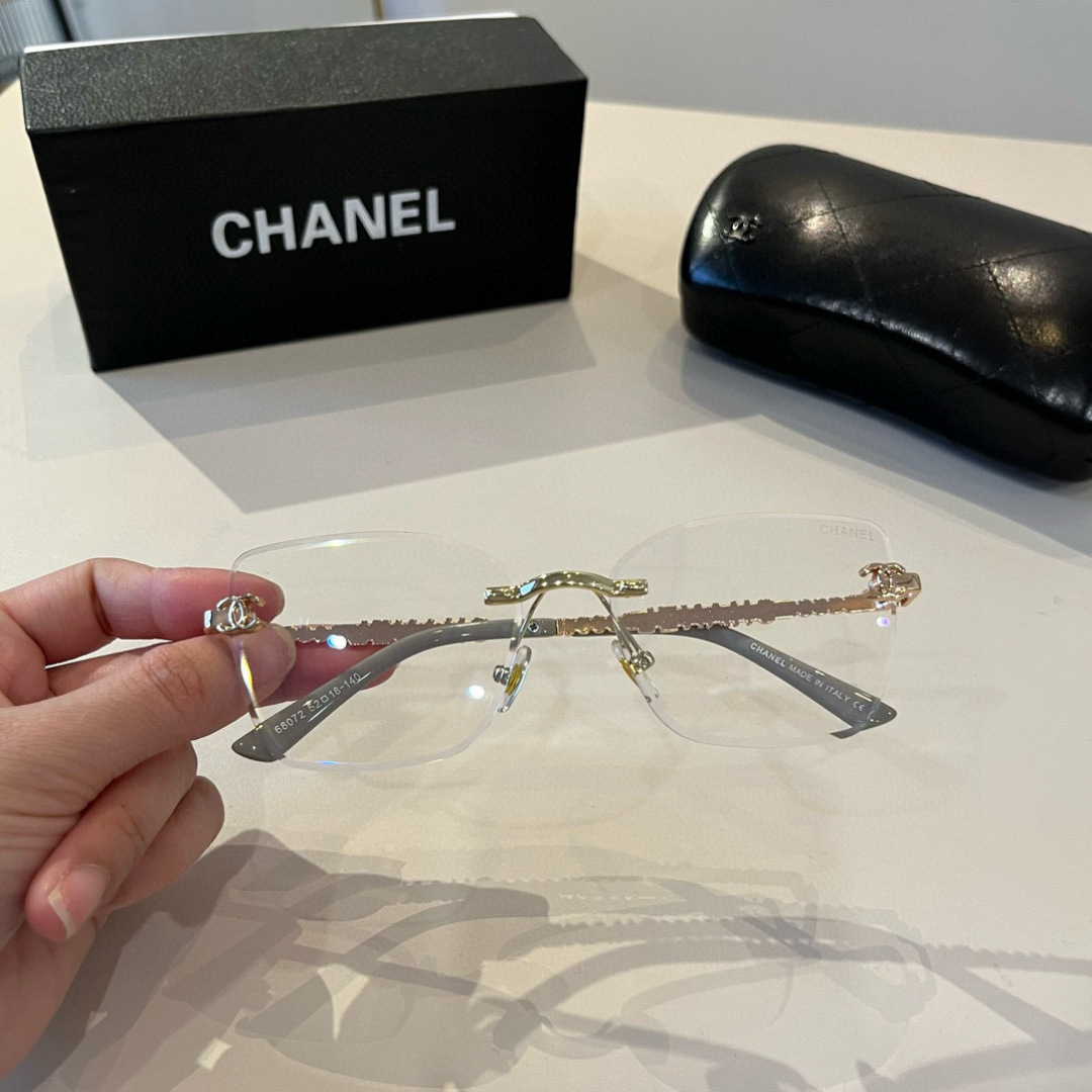 Chanel sunglasses