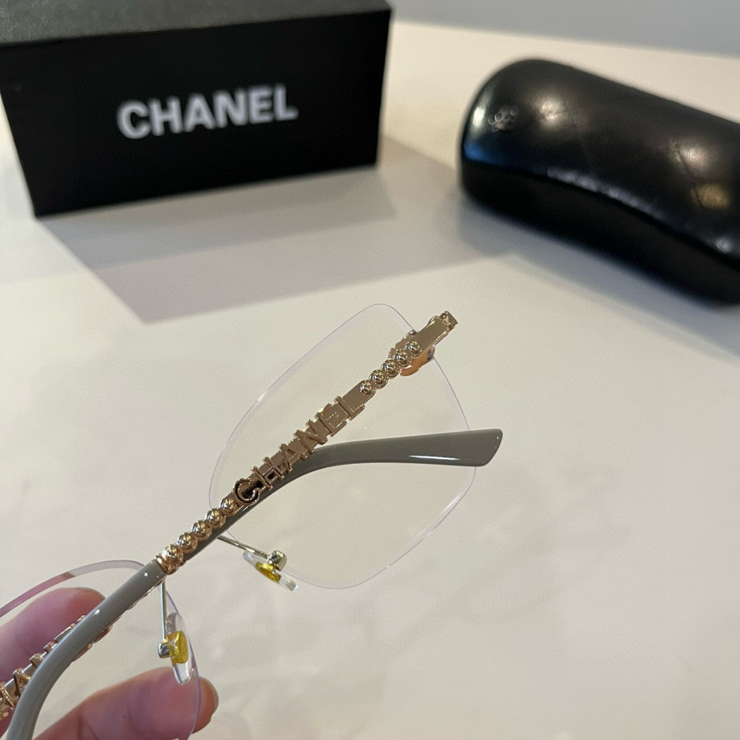 Chanel sunglasses