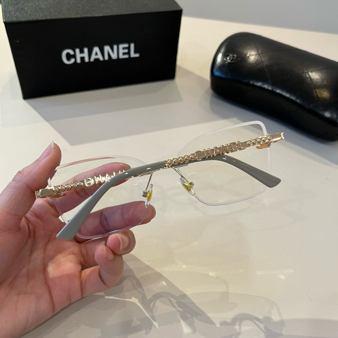 Chanel sunglasses
