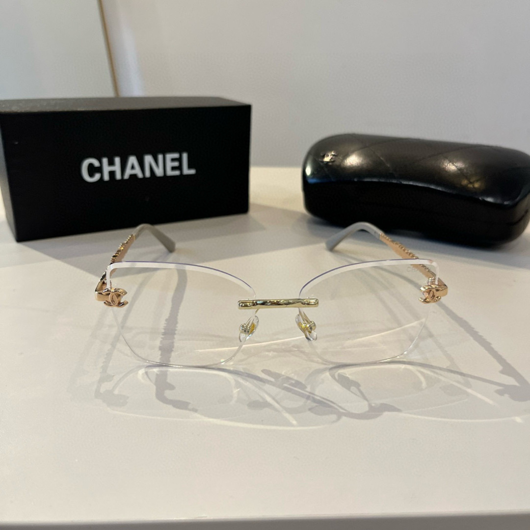 Chanel sunglasses