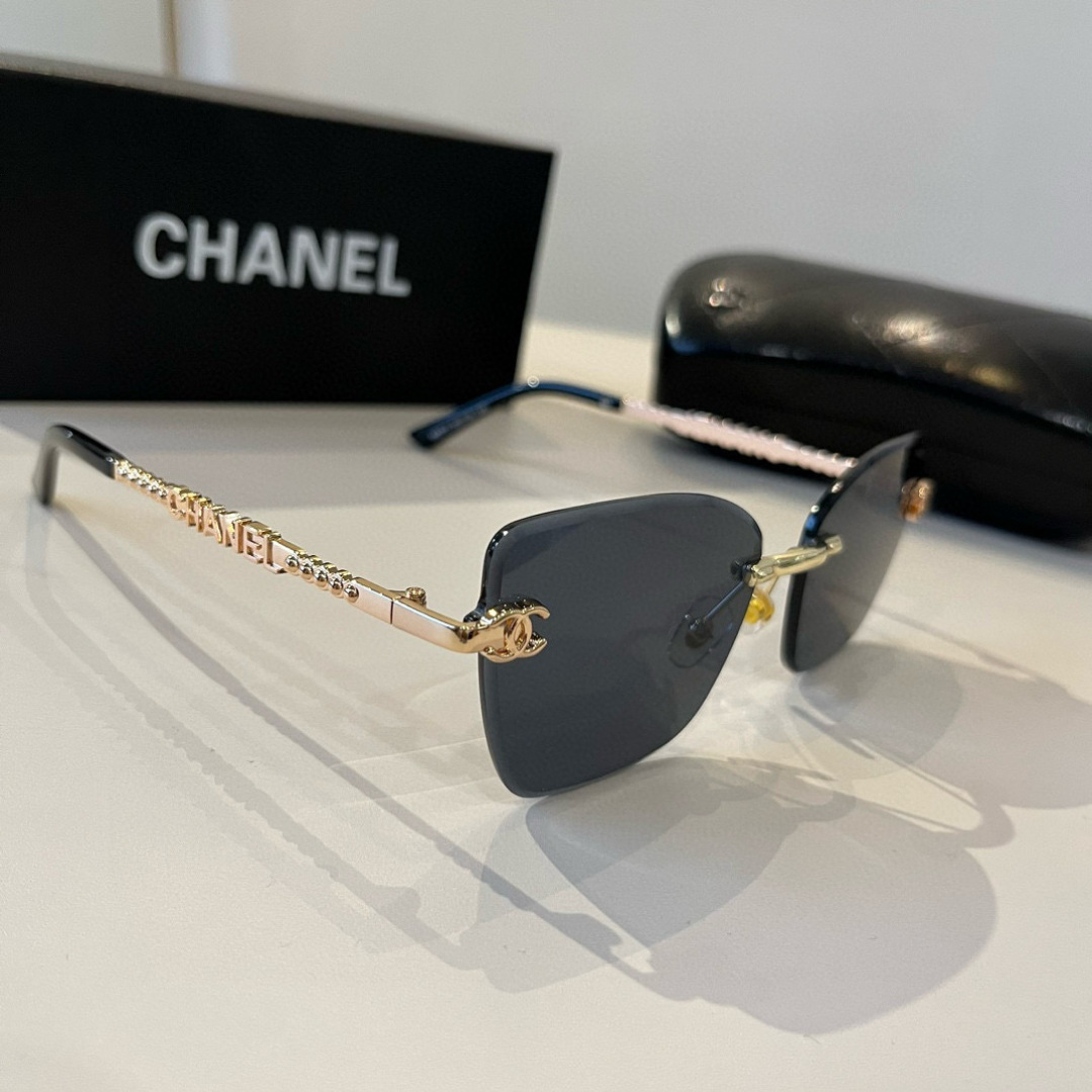 Chanel sunglasses