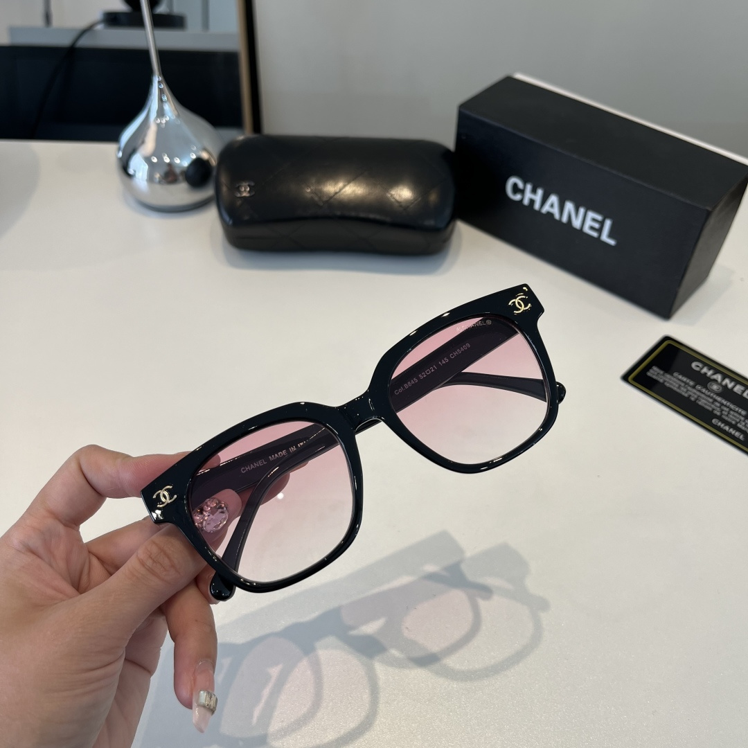 Chanel sunglasses