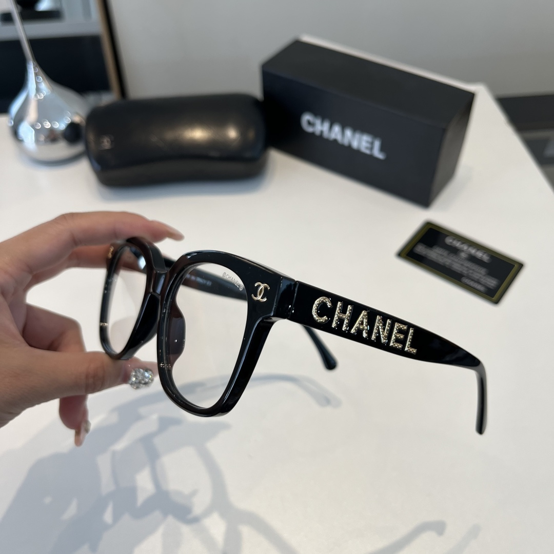 Chanel sunglasses