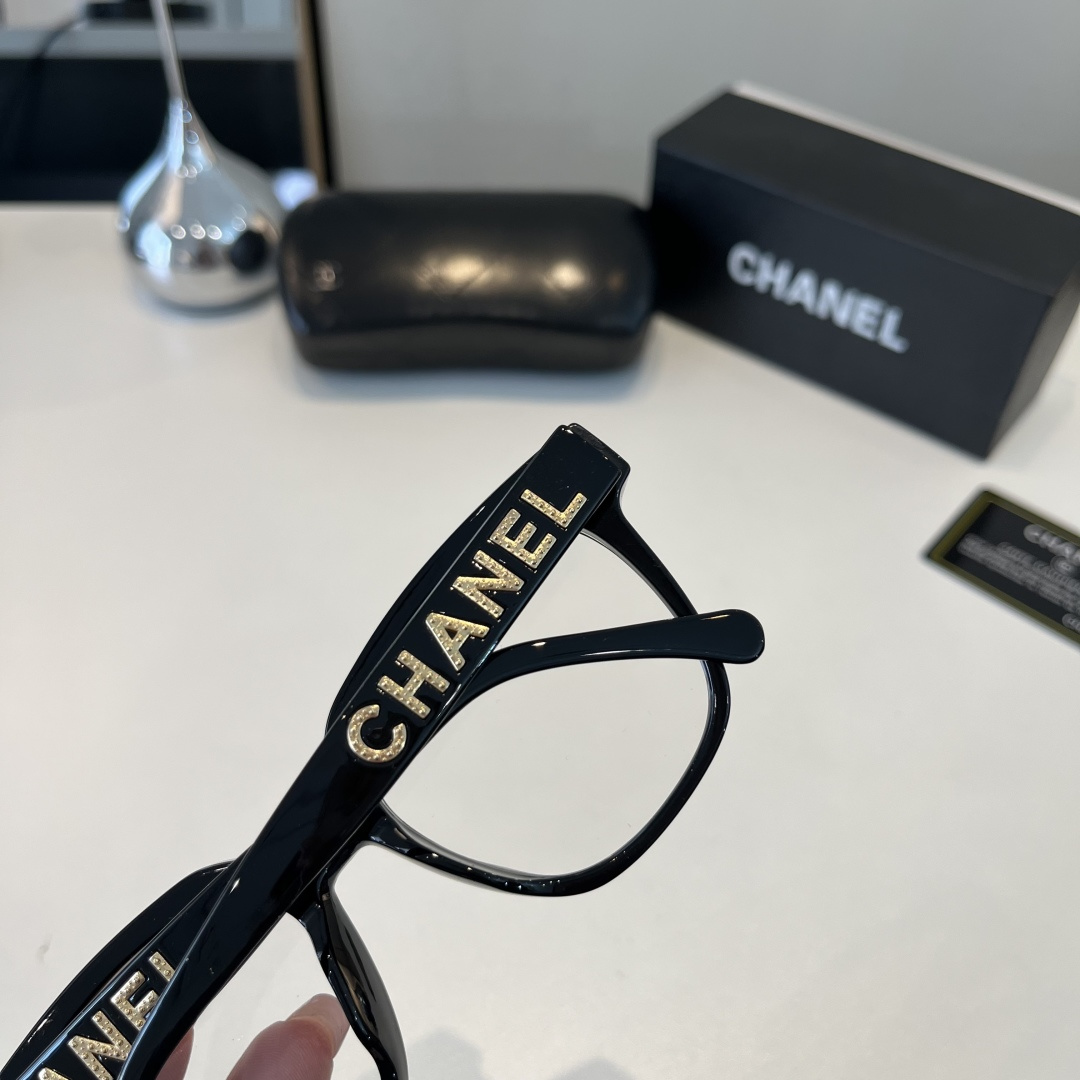 Chanel sunglasses