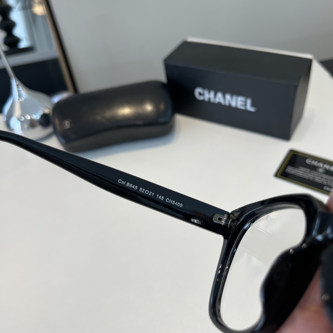 Chanel sunglasses