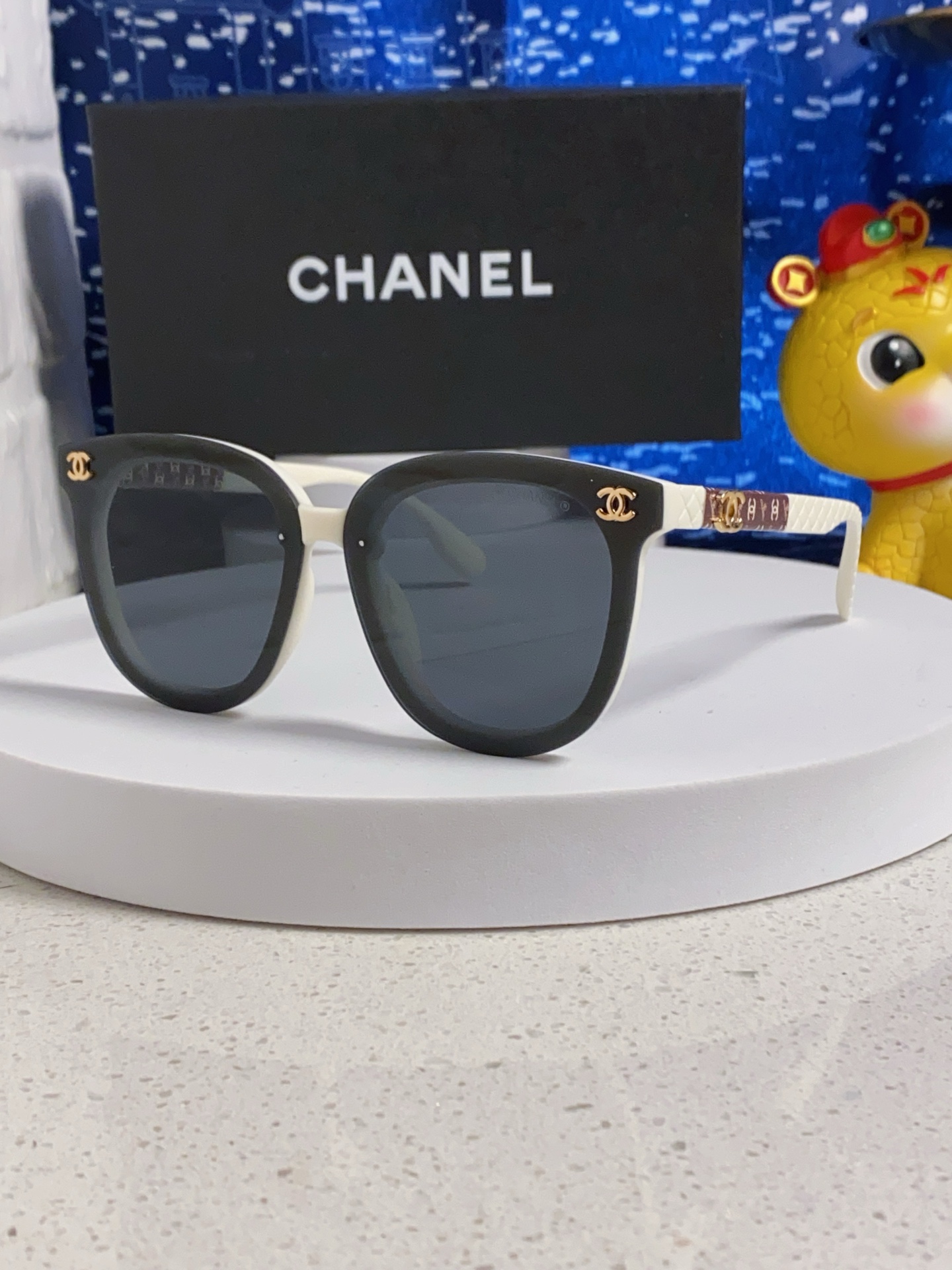Chanel sunglasses