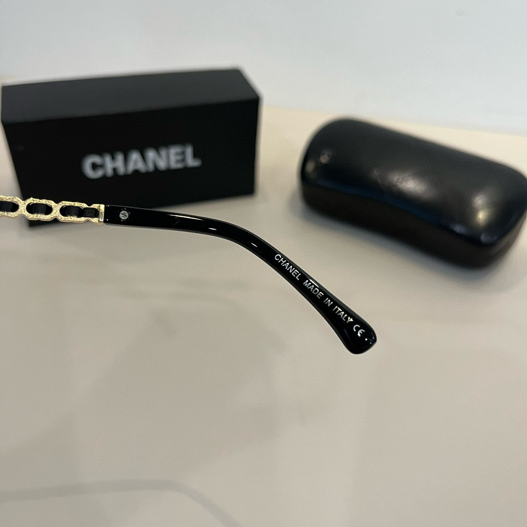 Chanel sunglasses