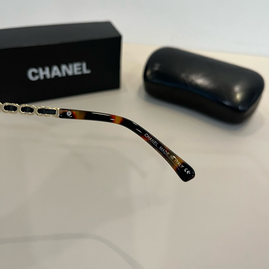 Chanel sunglasses