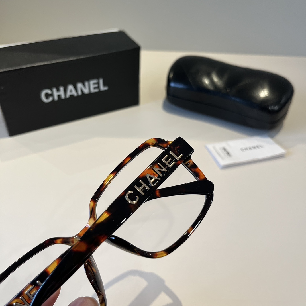 Chanel sunglasses