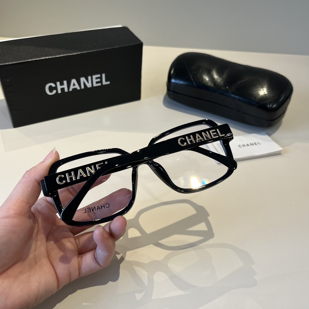 Chanel sunglasses