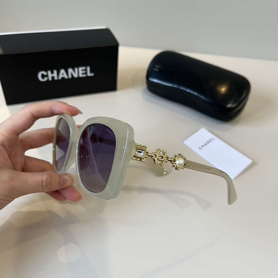 Chanel sunglasses