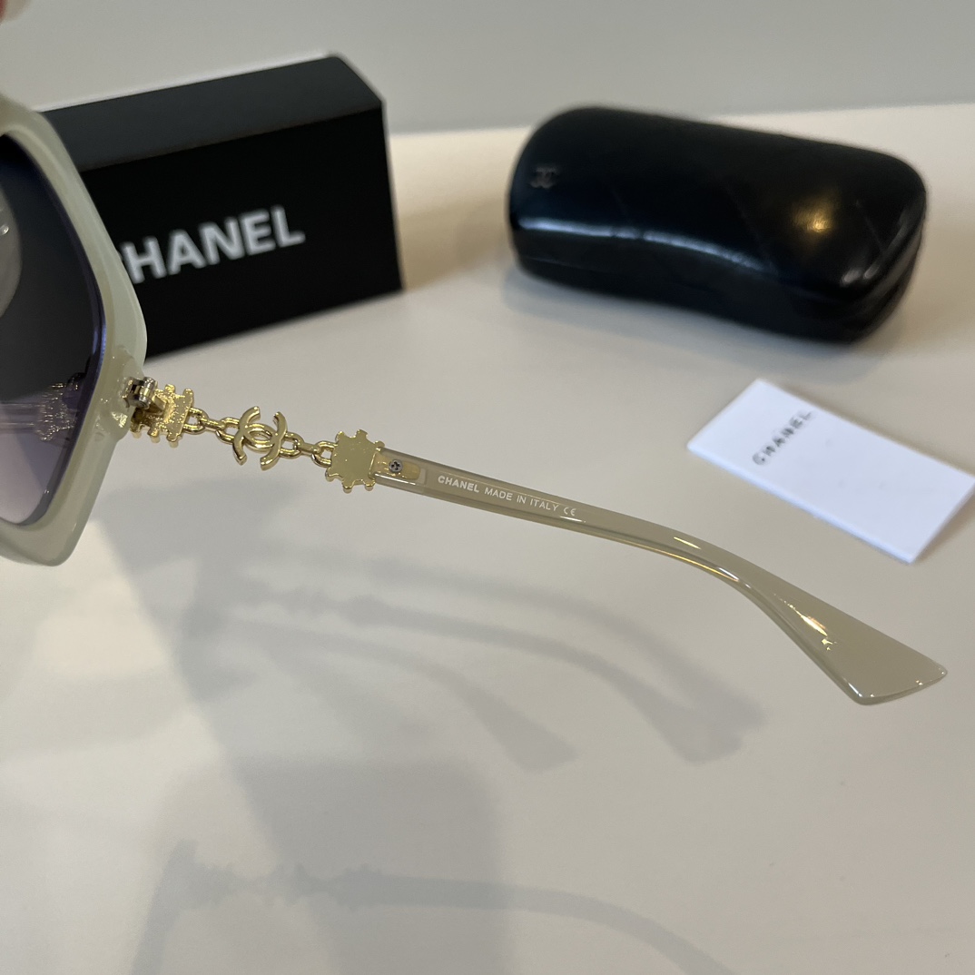 Chanel sunglasses