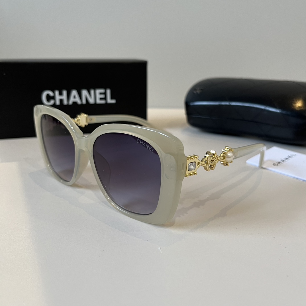 Chanel sunglasses