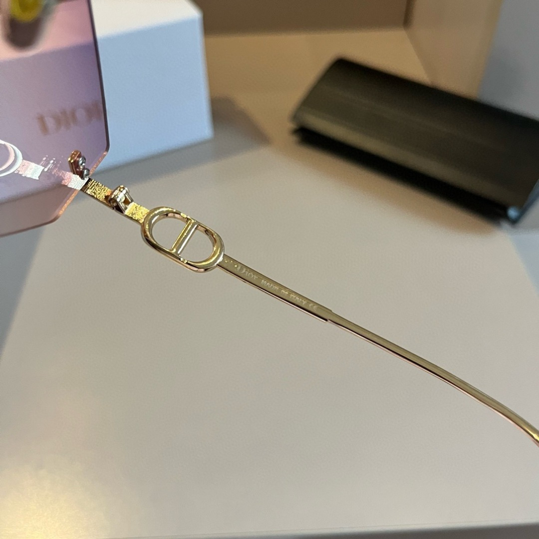 Dior sunglasses