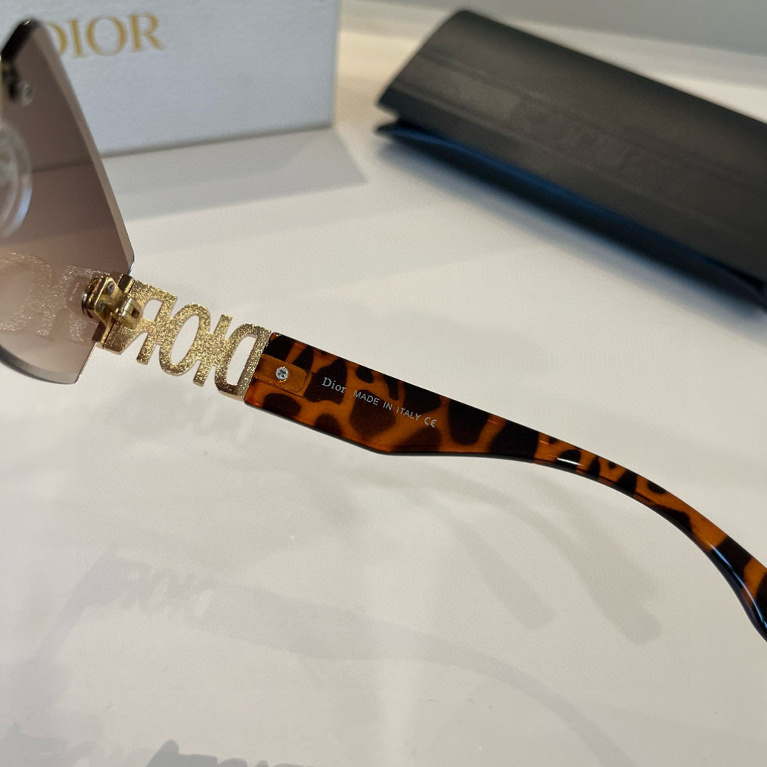 Dior sunglasses