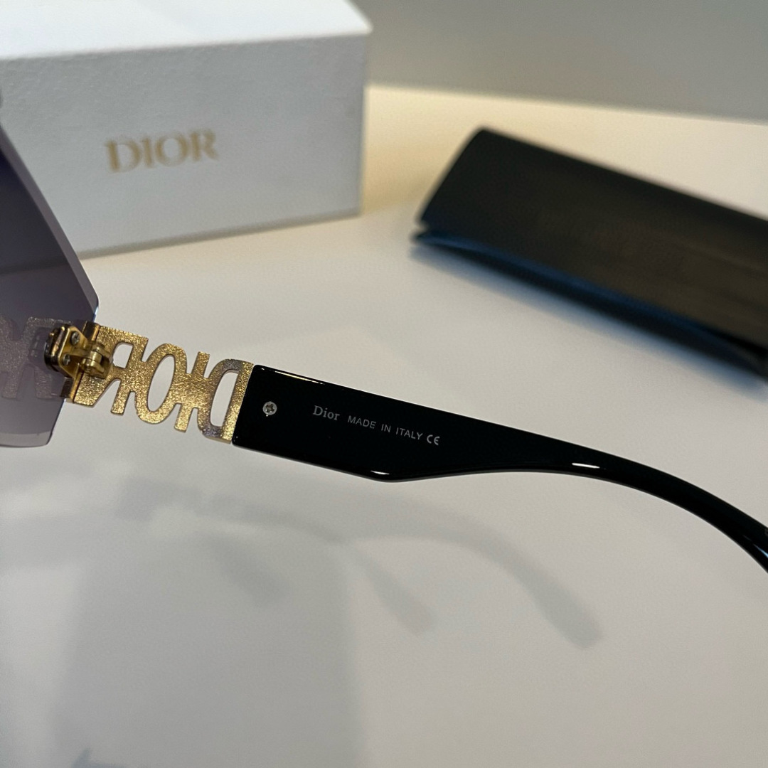 Dior sunglasses